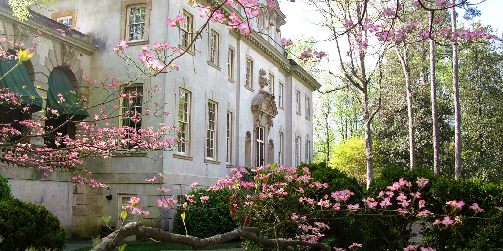 Swan House Gardens