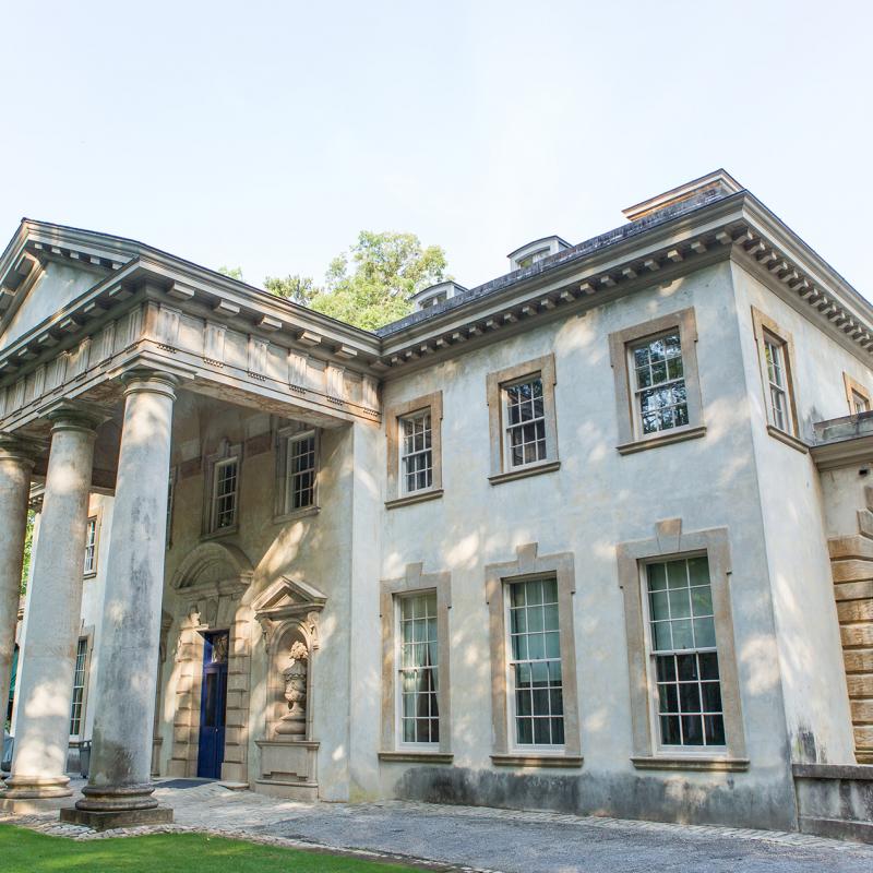 Swan House